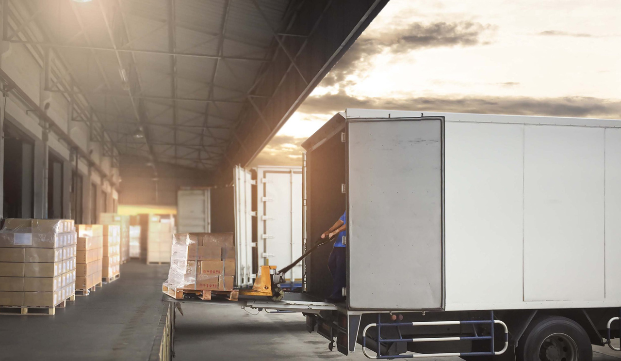 International Courier Service Image 2